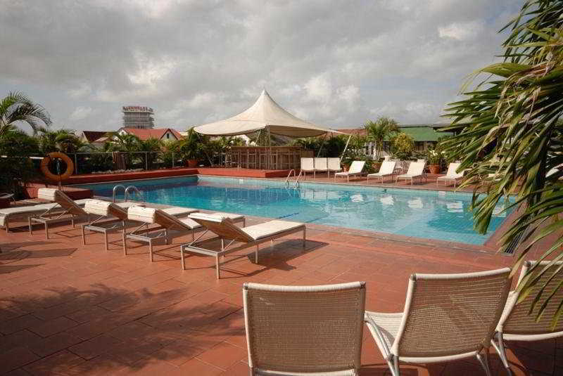 Radisson Hotel פרמריבו מראה חיצוני תמונה