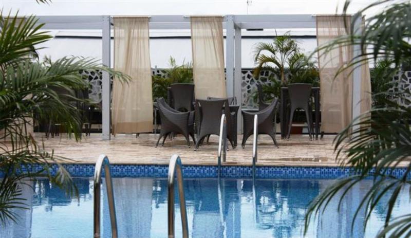 Radisson Hotel פרמריבו מראה חיצוני תמונה